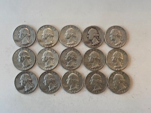 LOT OF 15 SILVER QUARTERS MIXED DATES