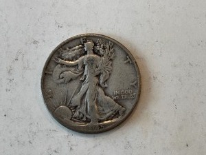 1945 Walking Liberty Half Dollar
