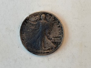 1942 WALKING LIBERTY HALF DOLLAR
