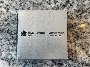 ROYAL CANADIAN MINT NATIONAL PARK SILVER COIN 1985