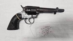 lot 31 image: Texas Ranger 38 S&W Special