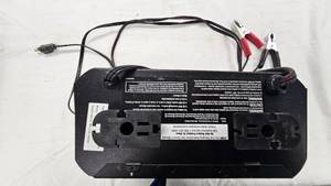 lot 20 image: Schumacher Battery Charger