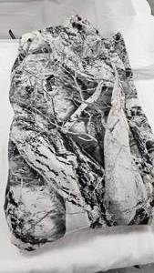 lot 39 image: Snow Camo-2X Coat and Pants
