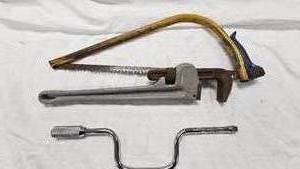 lot 111 image: Tool Lot
