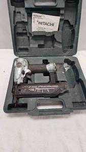 lot 174 image: Hitachi 2, 18 ga brad nailer