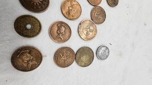 lot 163 image: Mixed Lot of Foreign Coins