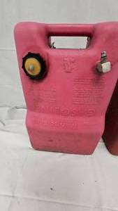 lot 262 image: Boat Gas Tanks