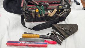 lot 318 image: Husky Tool Tote and Tools