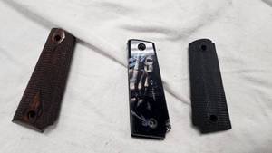 lot 321 image: 1911 Grips