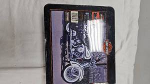 lot 343 image: 1000 Piece Harley Davidson Puzzle Tin, New