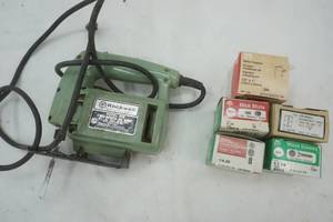 lot 5 image: Jig saw and staple, nut, hinge and screw lot
