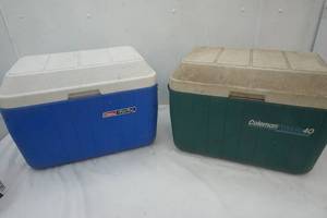 lot 61 image: Coleman coolers