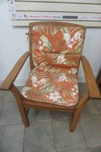 lot 105 image: wooden patio chair with cover