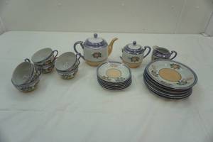 lot 116 image: Tea Set. Made in Occupied Japan. HKATO. broken handle on sugar pot