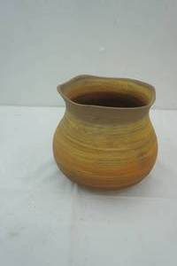 lot 150 image: Royal Haeger vase