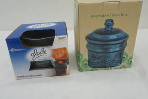 lot 163 image: wax warmer and decorative glass box. NEW