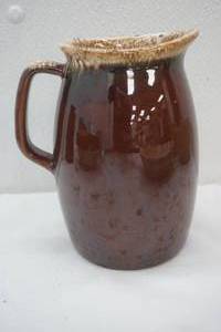 lot 197 image: Hull pitcher