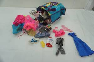 lot 220 image: Barbie Accessory Lot