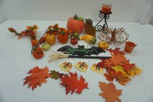 lot 262 image: fall decor large lot