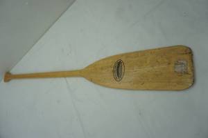 lot 299 image: wooden oar