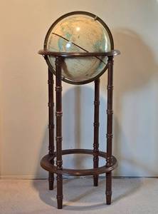 lot 13 image: Vintage Globe in Wooden Stand