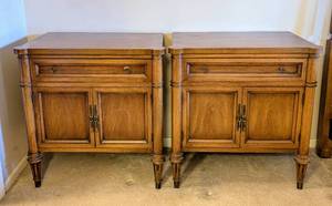 lot 8 image: Pair of Vintage Nightstands by White Furniture