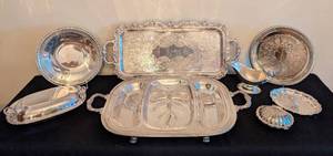 lot 74 image: Vintage Silver Plated Servingware