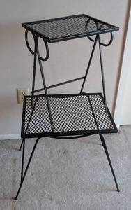 lot 37 image: Pair of Painted Metal Patio Side Tables