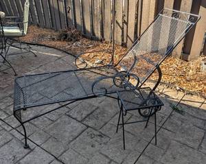 lot 38 image: Painted Metal Lounge Chair and Side Table