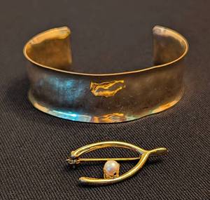 lot 105 image: Gold Filled Cuff Bracelet and Wishbone Brooch