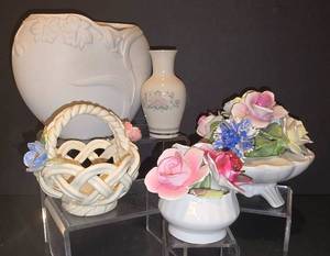 lot 162 image: Pretty Decor including Gorham and Lenox Vases