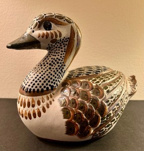 lot 170 image: Vintage TONALA Signed Mexico Dove Bird Hand Painted Mexican Art Pottery