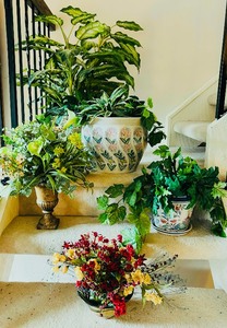 lot 175 image: Pretty Potted Faux Florals and Foliage