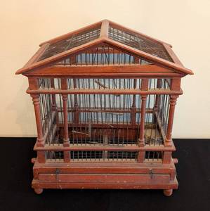lot 53 image: Vintage Wood Birdcage
