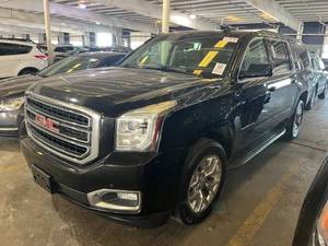 lot 15 image: 2015 GMC Yukon XL 4x4