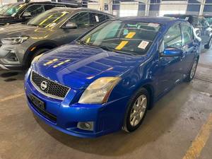lot 21 image: 2010 Nissan Sentra 2.0 SR