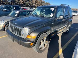 lot 24 image: 2005 Jeep Liberty Limited Edition 4x4