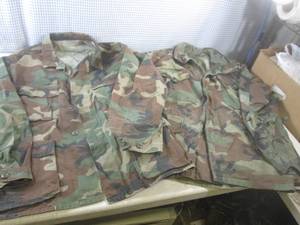 lot 419 image: (BS) Vintage Camo Coat Size Medium ...