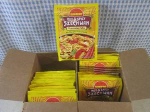 lot 441 image: (B-1) 24 Pouches Hot & Spicy Szechw...