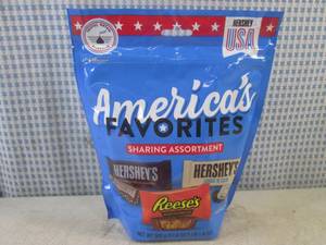 lot 466 image: (B-3) Bag of Americas Favorites Sha...