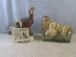 lot 345 image: (FS) Vintage 1969 Mt Rushmore and 1...