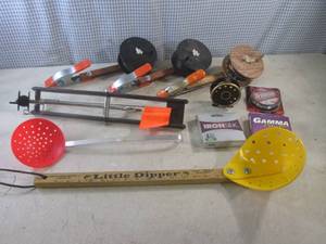 lot 375 image: (BS) Assorted Ice Fishing Gear and ...
