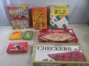lot 400 image: (EW3) Assorted Games...