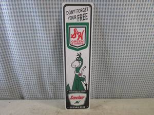 lot 327 image: (EC1) Sinclair S&H Green Stamps Tin...