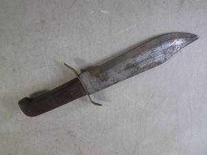 lot 108 image: (CNTR) Vintage 15 Knife Wood Handl...