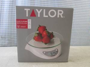 lot 110 image: (EC1) Taylor Glass Platform Digital...