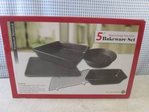 lot 120 image: (A-2) 5pc Heavy Guage Non Stick Bak...