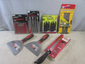 lot 127 image: (BSB) Assorted New Tools...