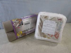 lot 132 image: (BS) 10-Pack Flour Sack Towels and ...