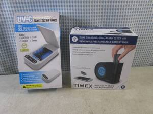 lot 167 image: (BS) Timex Dual Alarm Clock with Ba...